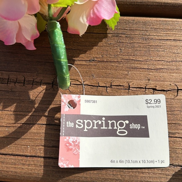 Hydrangea Napkin Rings set of 27 - Picture 4 of 8